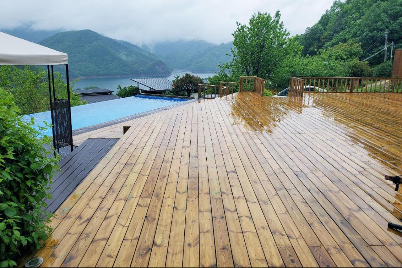 Penatess Pool Villa Chungju Extérieur photo