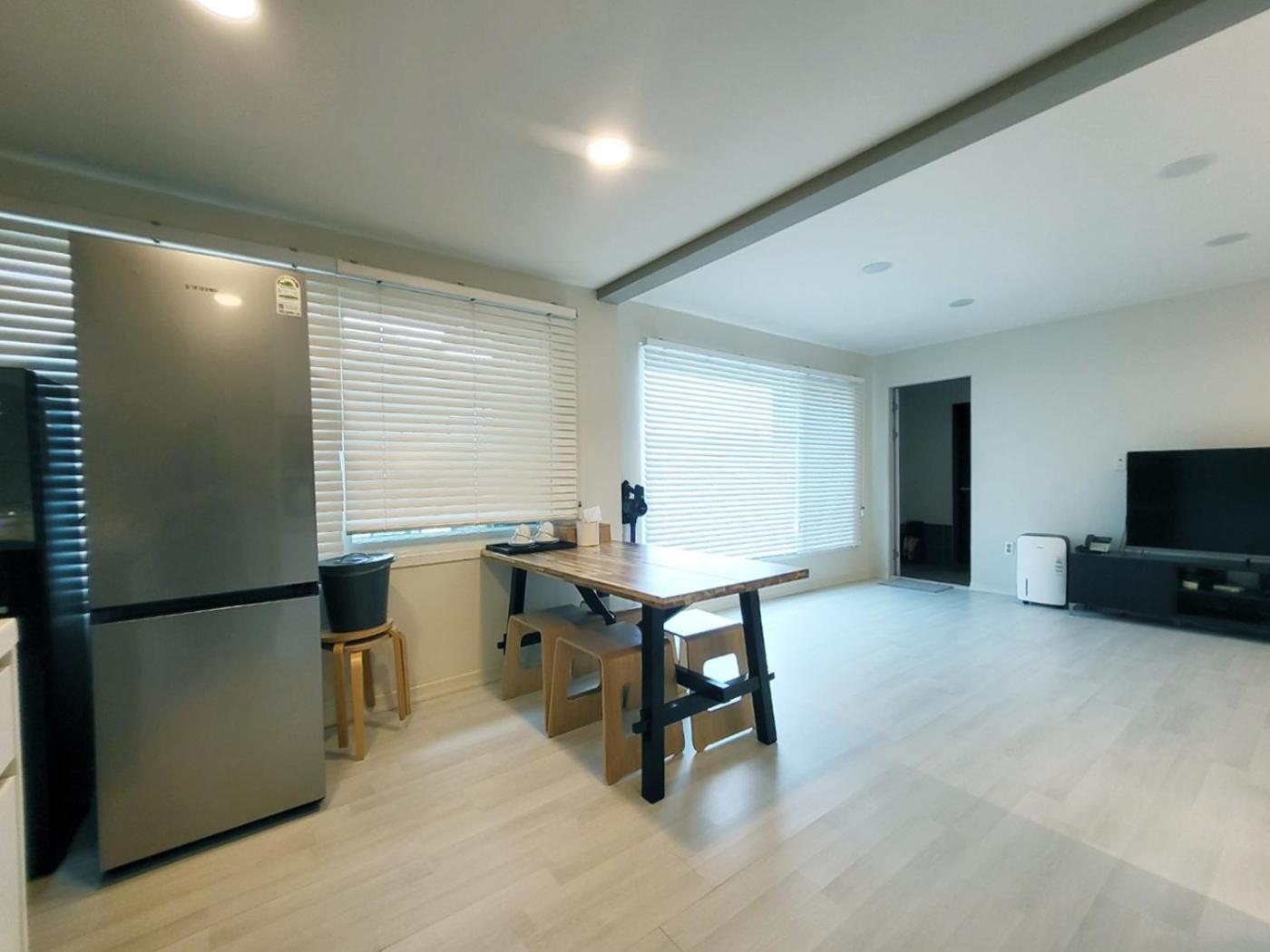 Penatess Pool Villa Chungju Extérieur photo