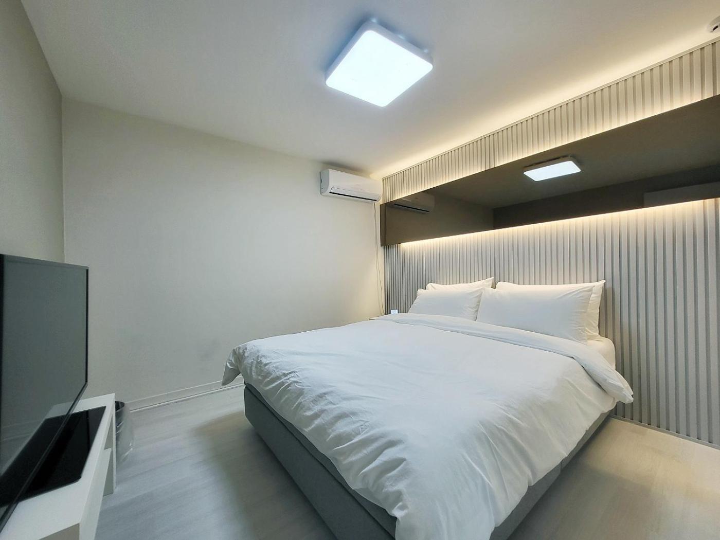 Penatess Pool Villa Chungju Extérieur photo