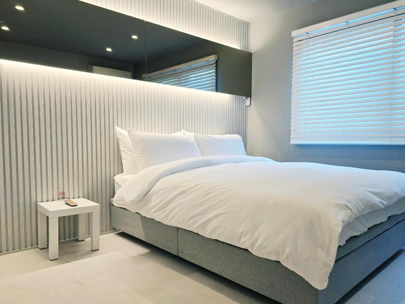 Penatess Pool Villa Chungju Extérieur photo