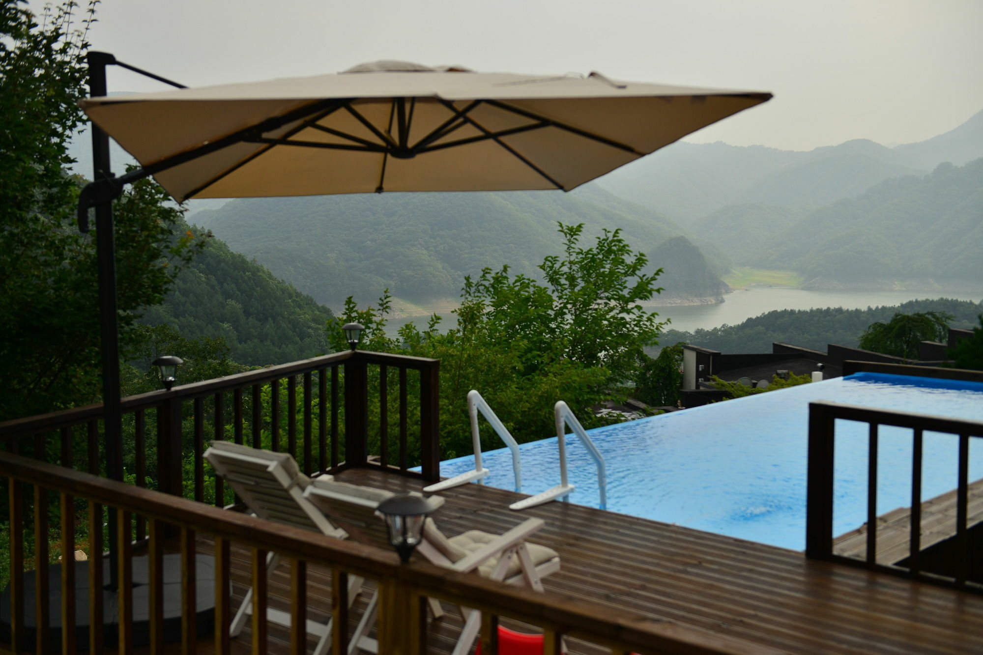 Penatess Pool Villa Chungju Extérieur photo